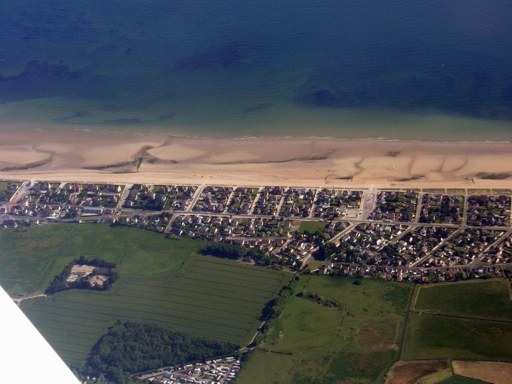 לינה וארוחת בוקר Hermanville-sur-Mer Au Chti Normand מראה חיצוני תמונה